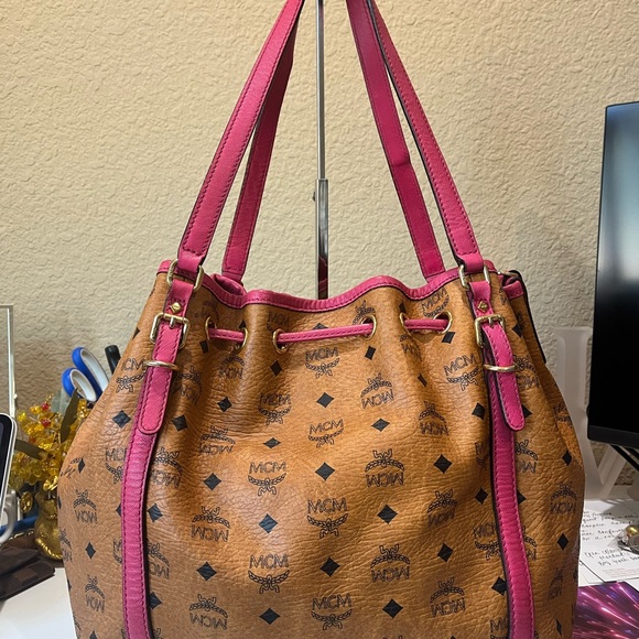 MCM COGNAC VISETOS WITH PINK LEATHER ACCENTS DRAWSTRING SHOULDER BAG - Picture 2 of 16